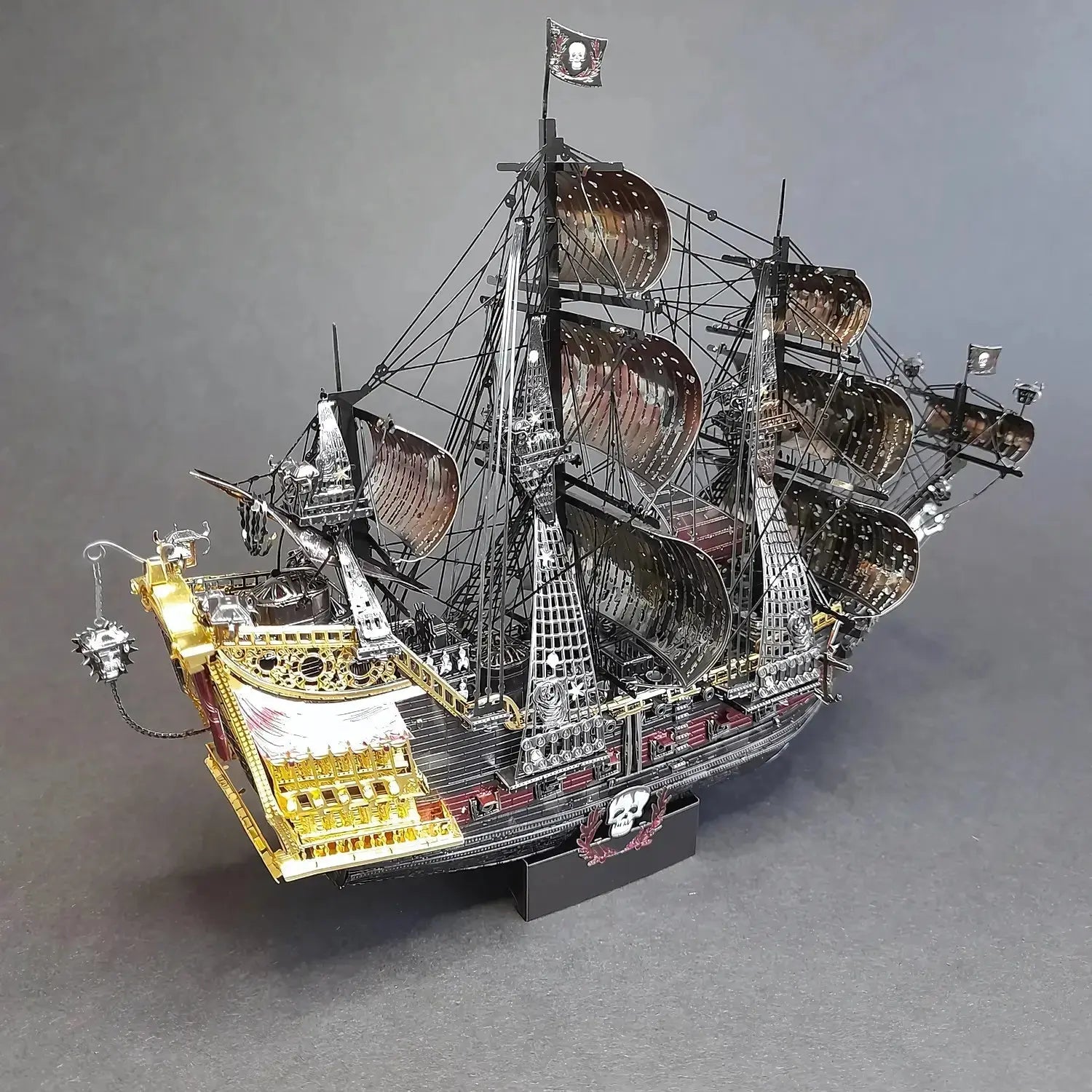 Puzzle 3D The Queen Anne's Revenge Crafterra