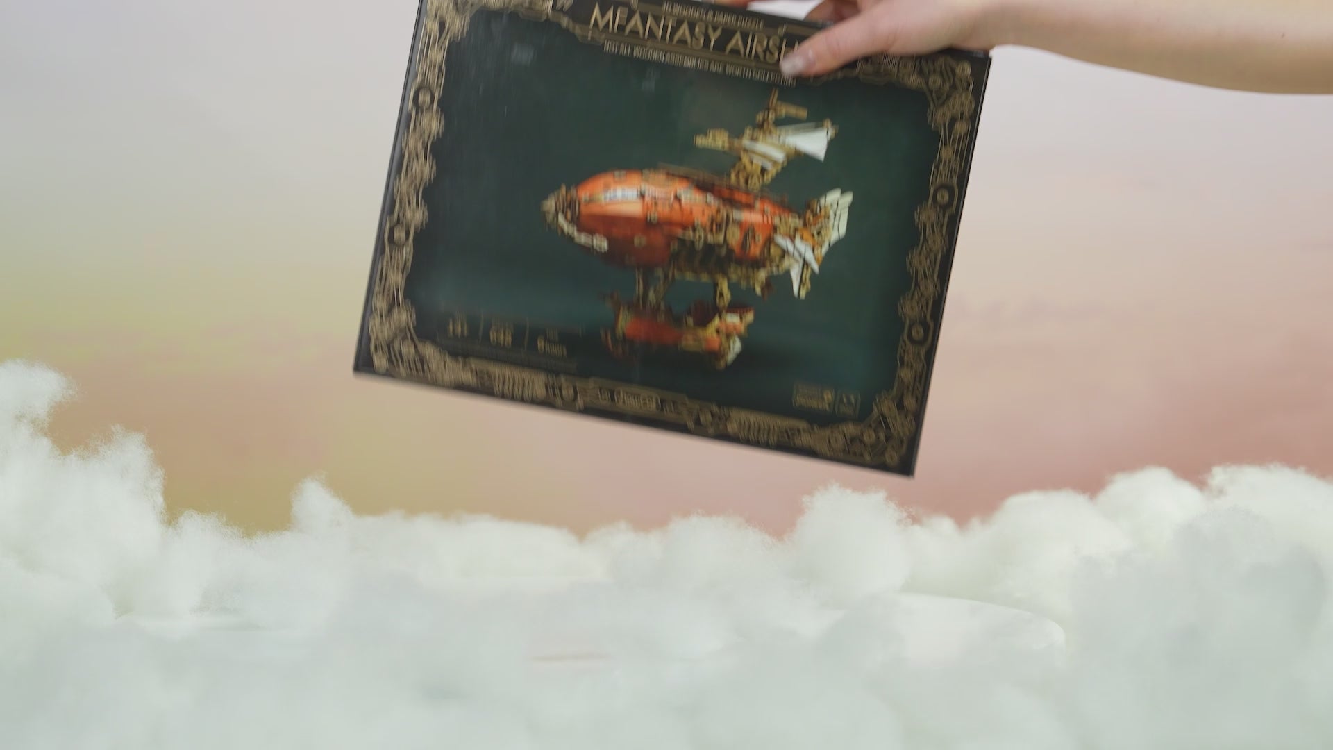 Charger la vidéo: Puzzle 3D 5 Semaines en Ballon